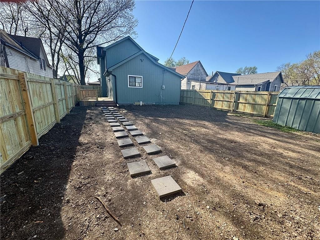 207 S Cedar Street — photo 30