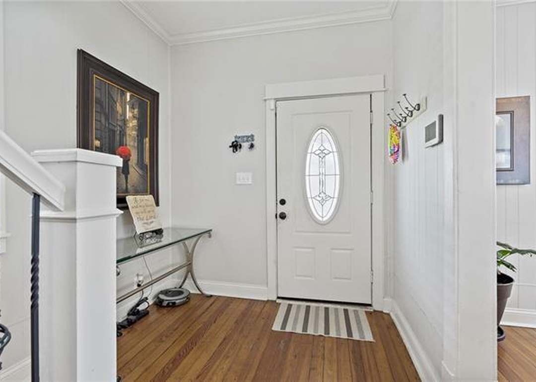 208 Jackson Avenue — photo 12