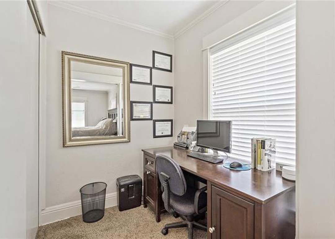 208 Jackson Avenue — photo 21