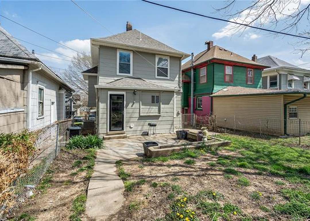 208 Jackson Avenue — photo 26