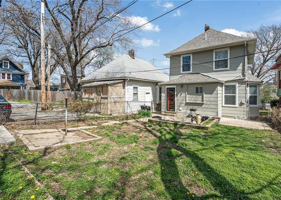 208 Jackson Avenue — photo 28