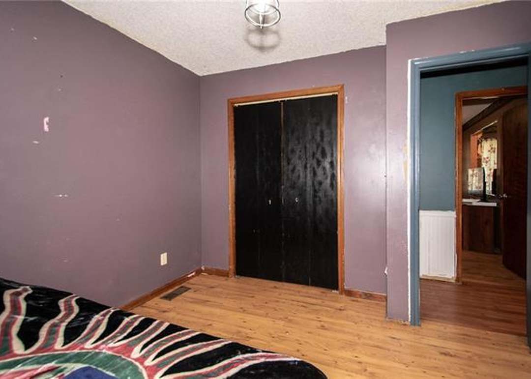 208 SW 26th Street — photo 7