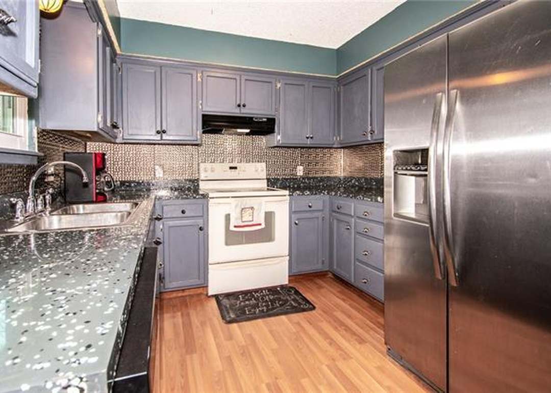 208 SW 26th Street — photo 14