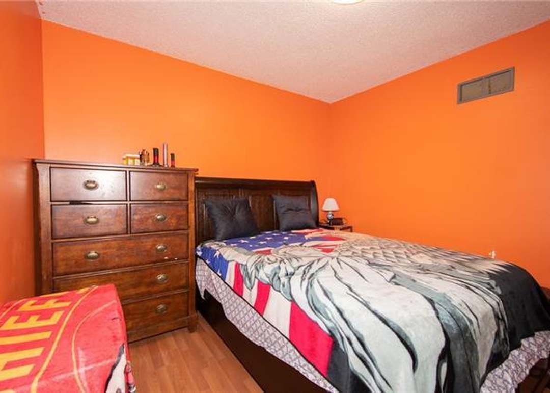 208 SW 26th Street — photo 24