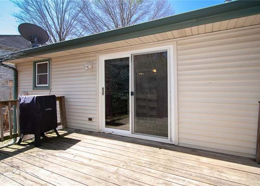 208 SW 26th Street — photo 31