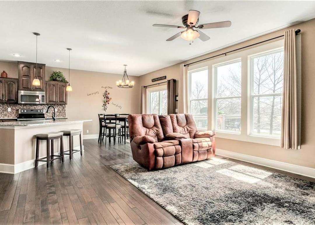 20873 W 225th Street — photo 2