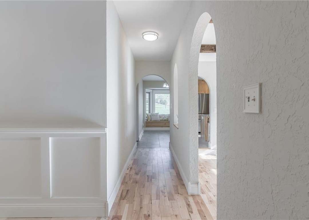 209 Hedge Street — photo 6