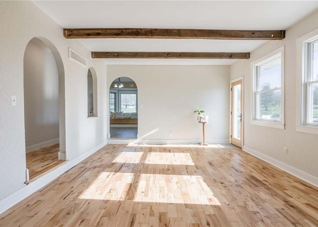 209 Hedge Street — photo 15