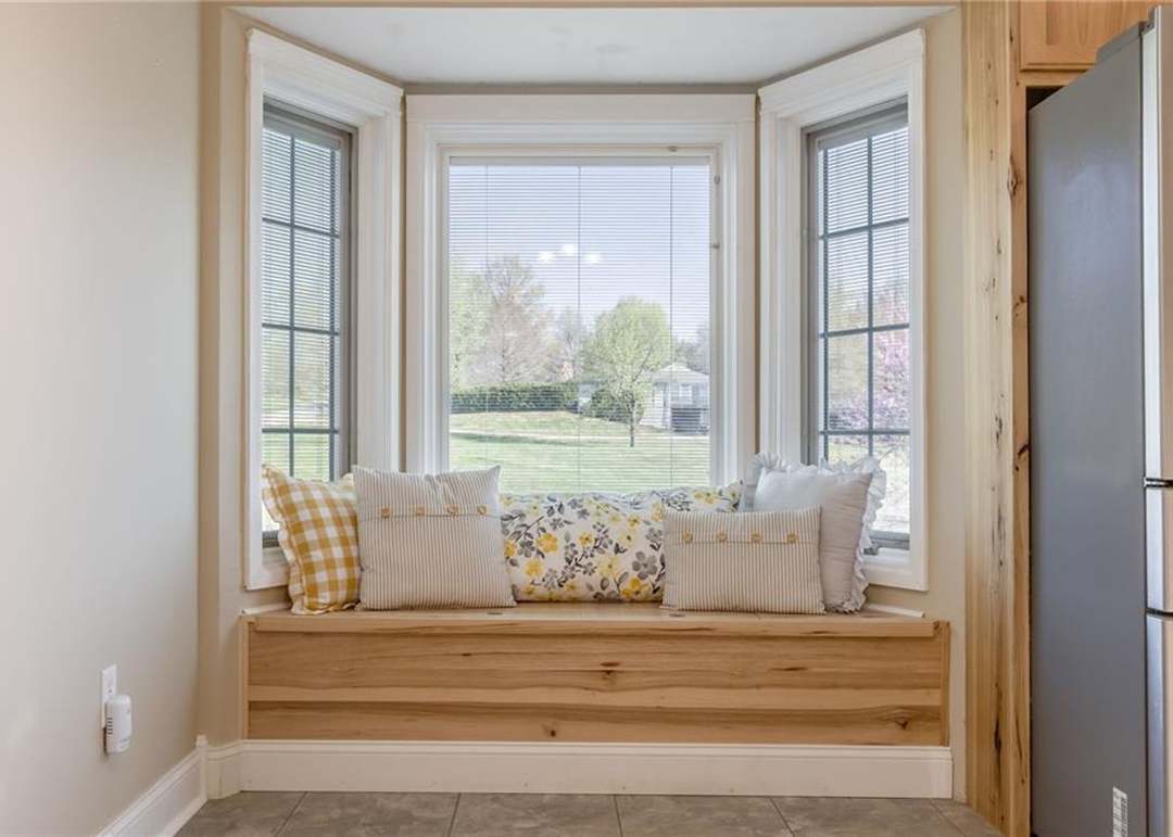 209 Hedge Street — photo 16