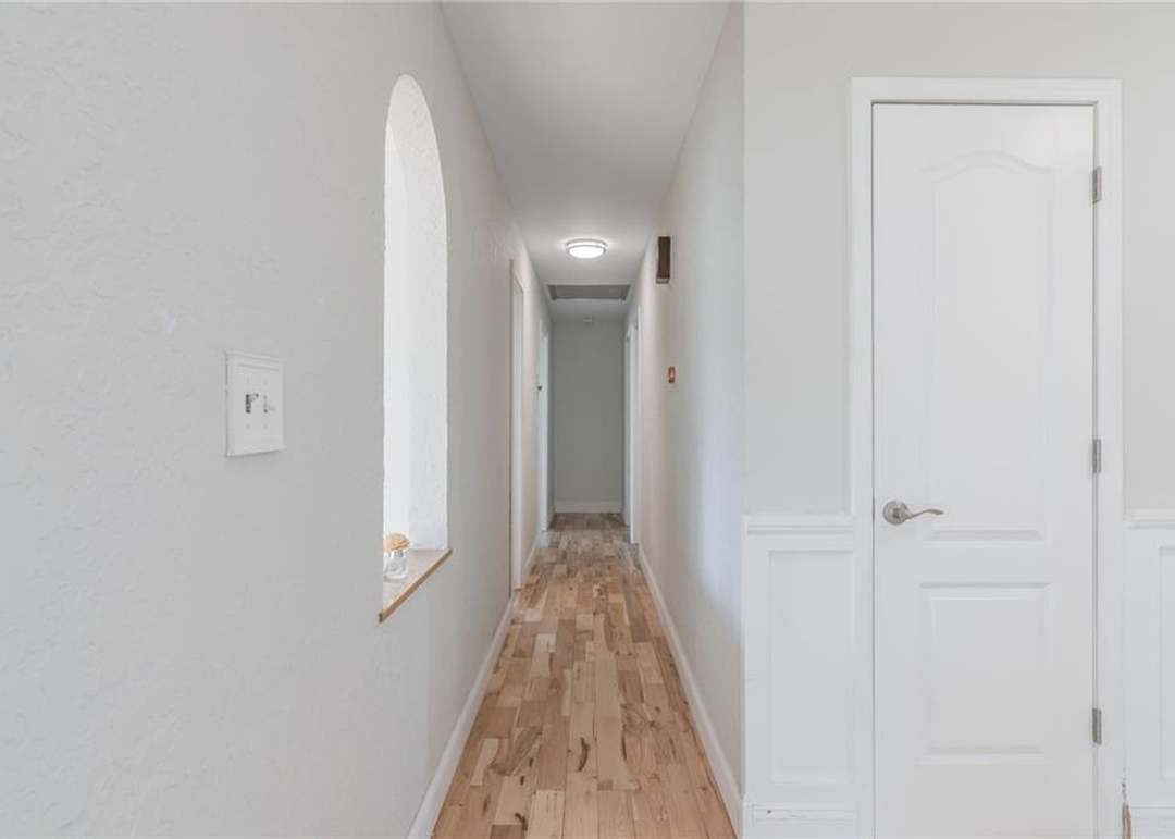 209 Hedge Street — photo 19