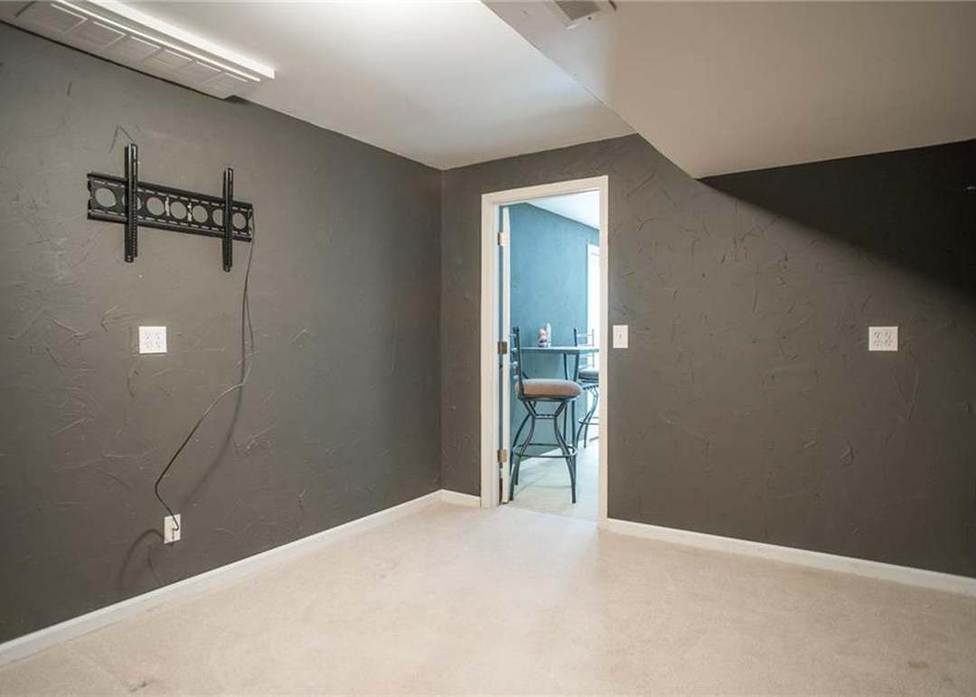 20950 W 124th Street — photo 29
