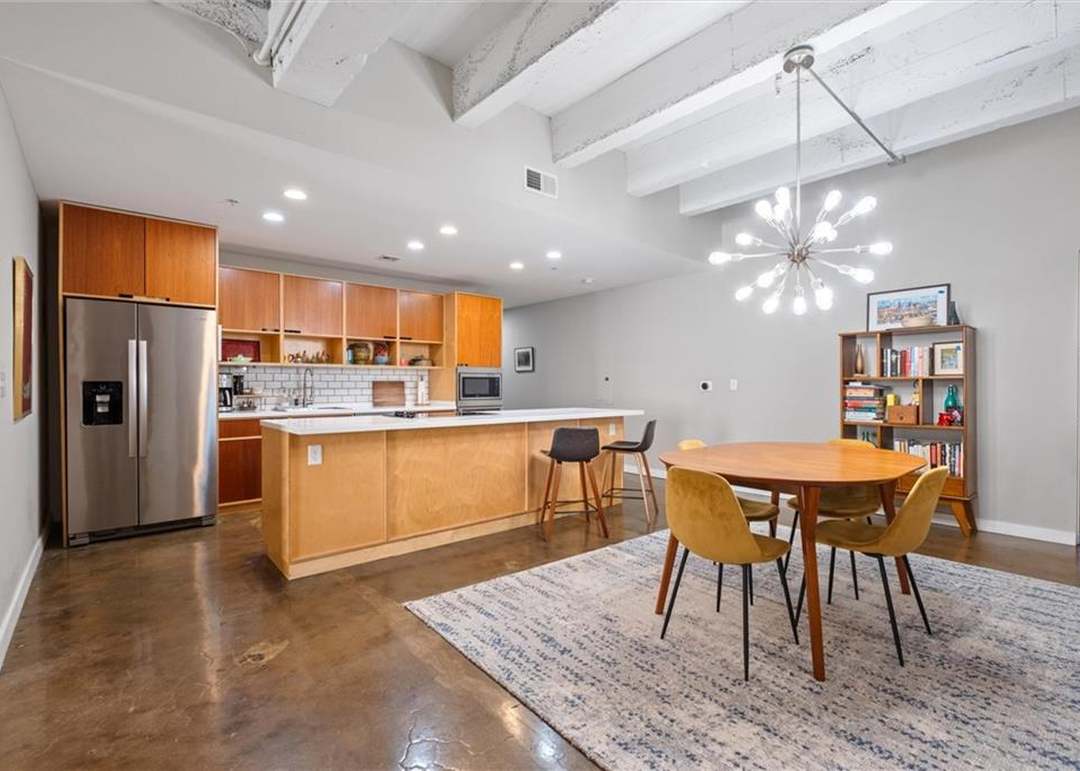 21 W 10th Street — photo 13