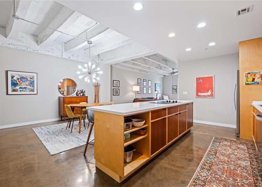 21 W 10th Street — photo 17