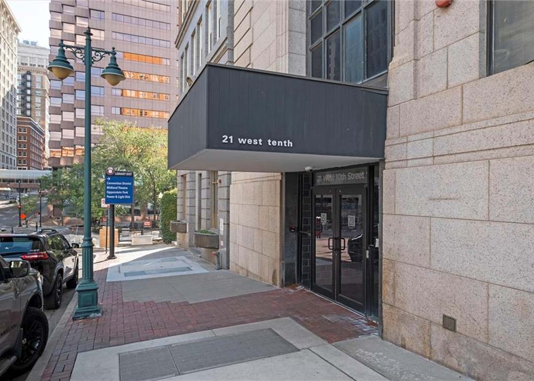 21 W 10th Street — photo 29