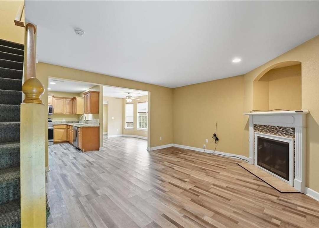 21004 Millridge Street — photo 9