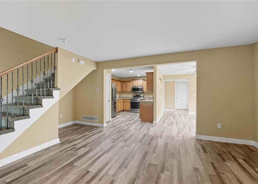 21004 Millridge Street — photo 10