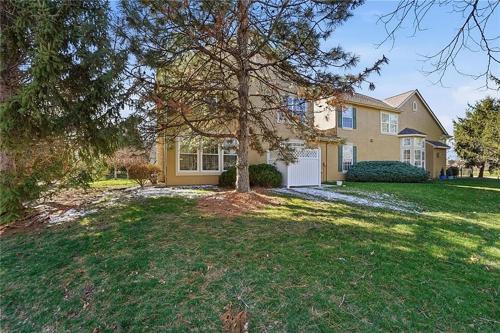 21050 W 118th Terrace — photo 34