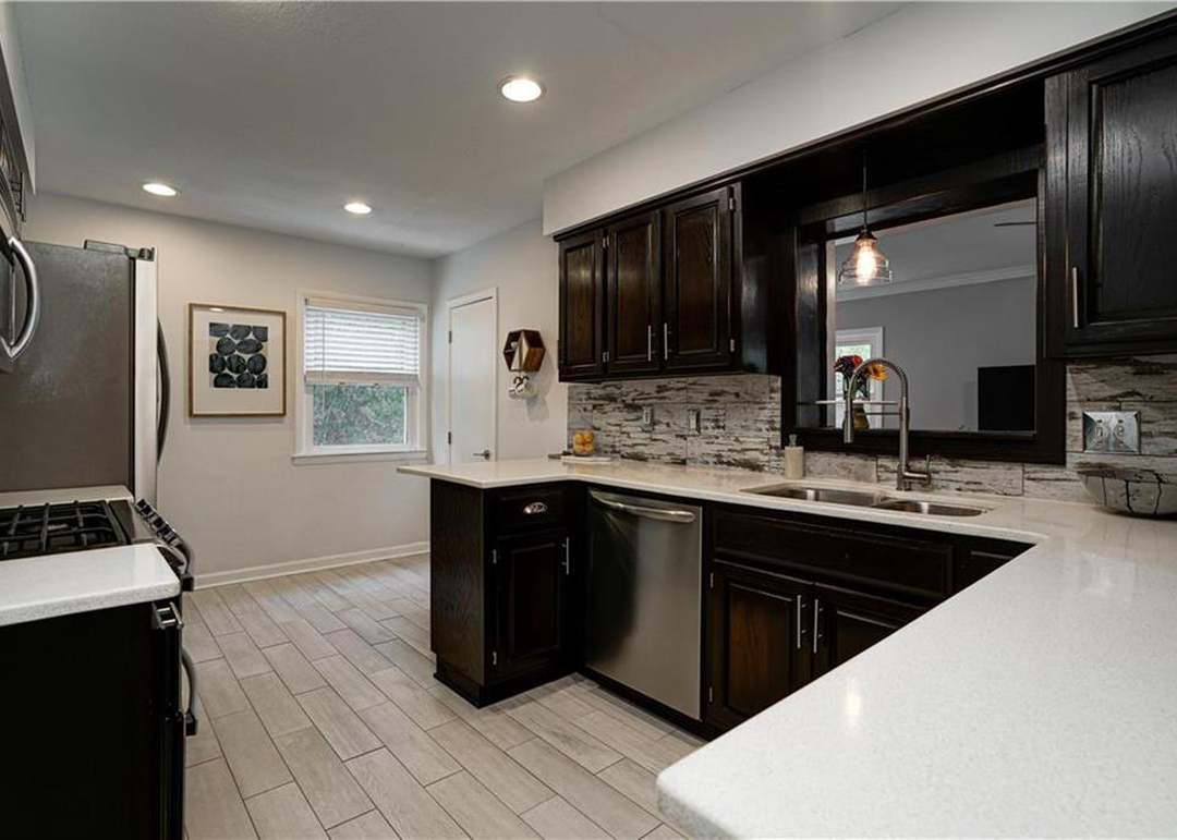 2106 W 73rd Street — photo 16