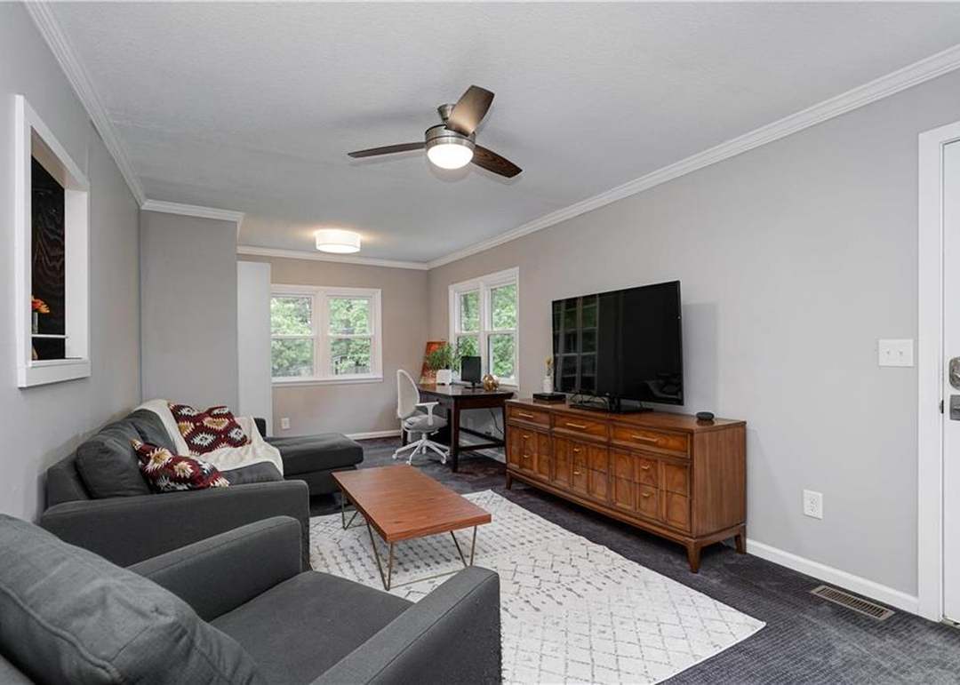 2106 W 73rd Street — photo 20