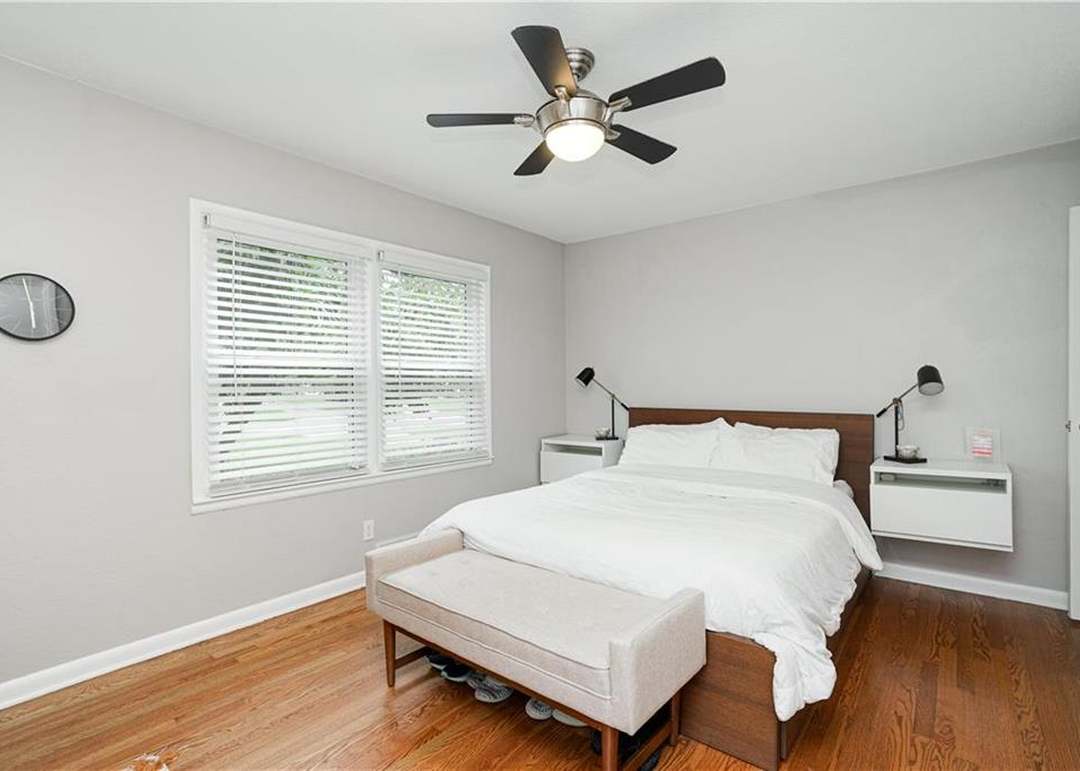 2106 W 73rd Street — photo 26