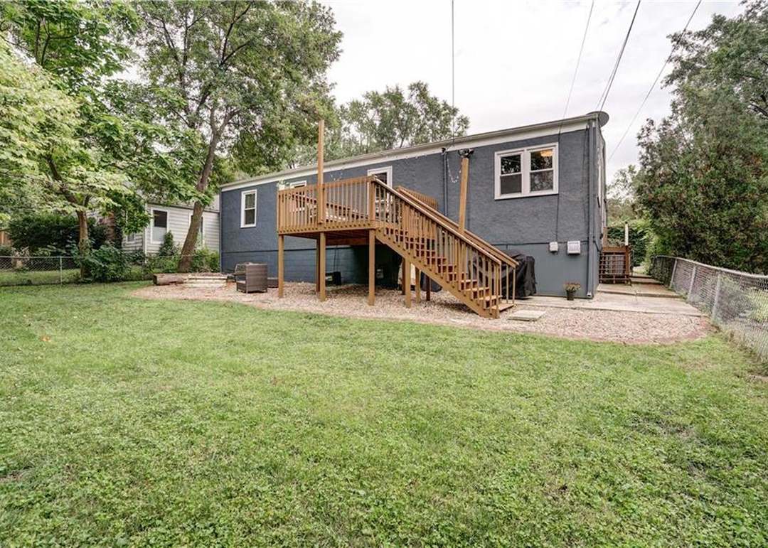 2106 W 73rd Street — photo 32