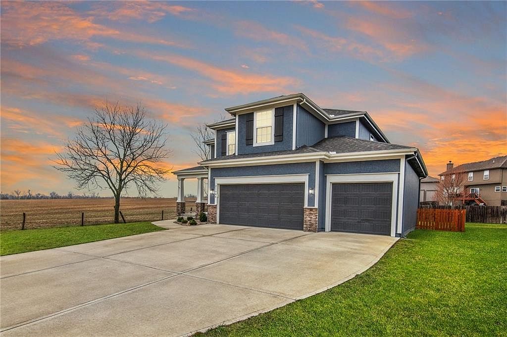 21086 S Skyview Lane — photo 47