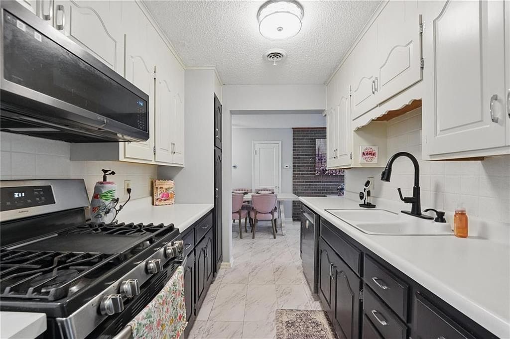 2114 Bristow Street — photo 9