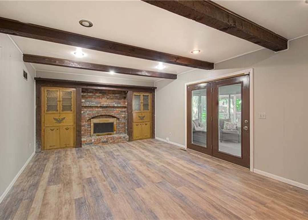 212 S Randolph Road — photo 22