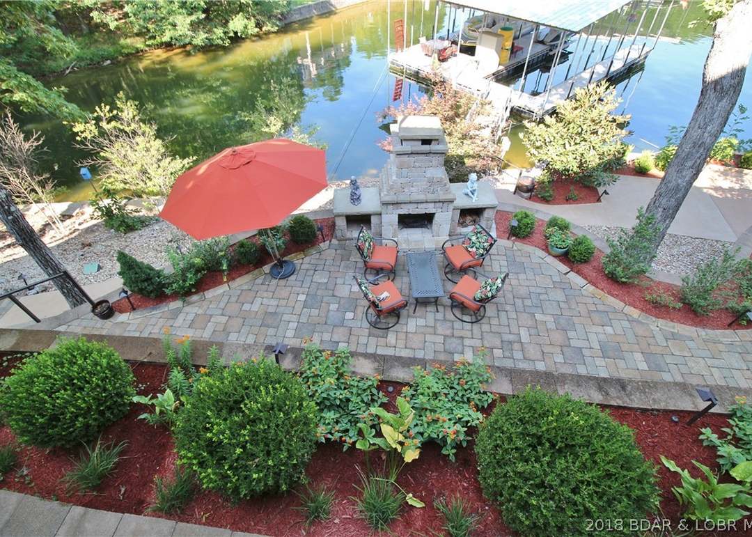 213 Lake Village Boulevard — photo 31