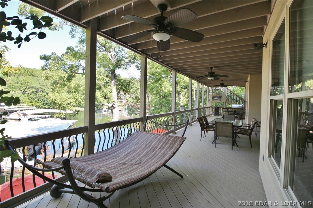 213 Lake Village Boulevard — photo 34