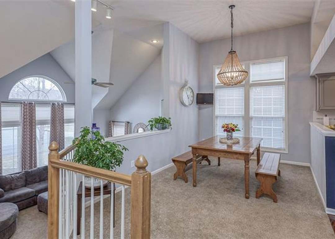 21309 W 50th Terrace — photo 13