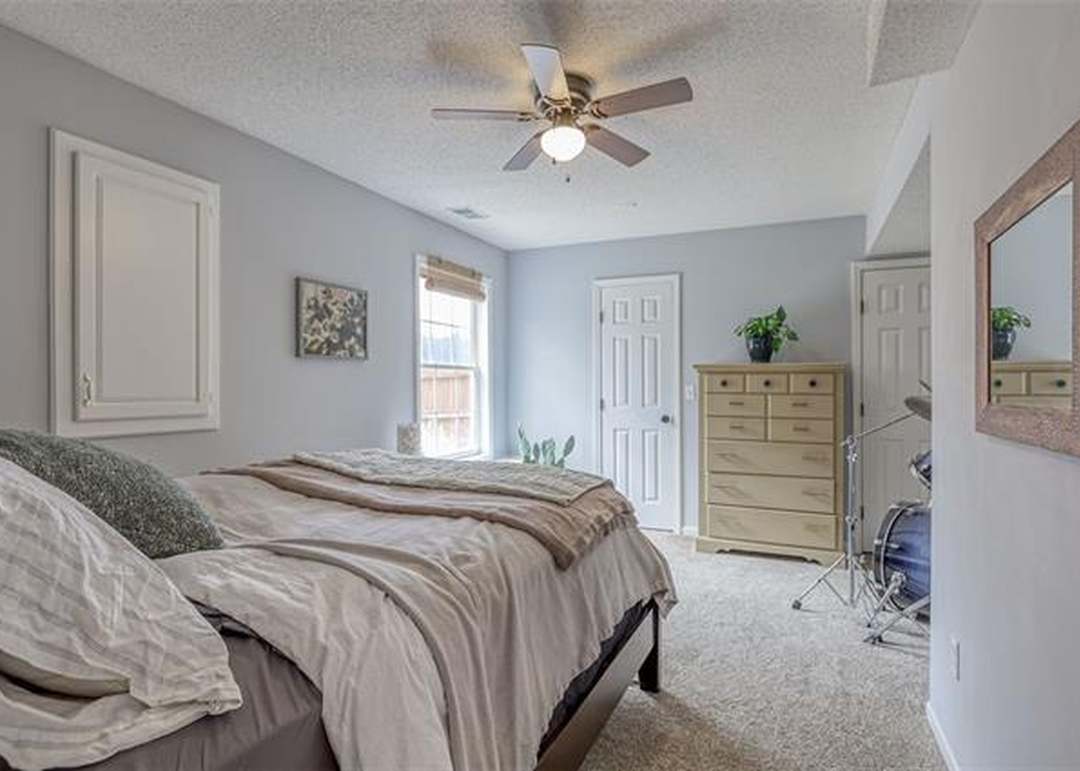 21309 W 50th Terrace — photo 29