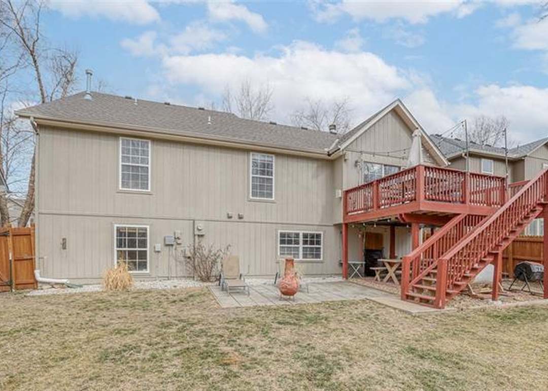 21309 W 50th Terrace — photo 33
