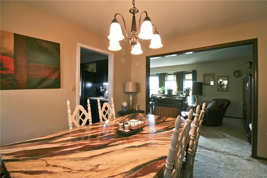 2131 Francis Court — photo 3