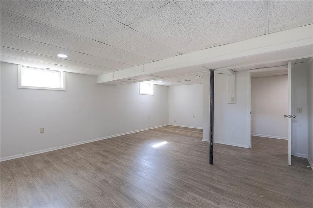 2131 N 115th Street — photo 28