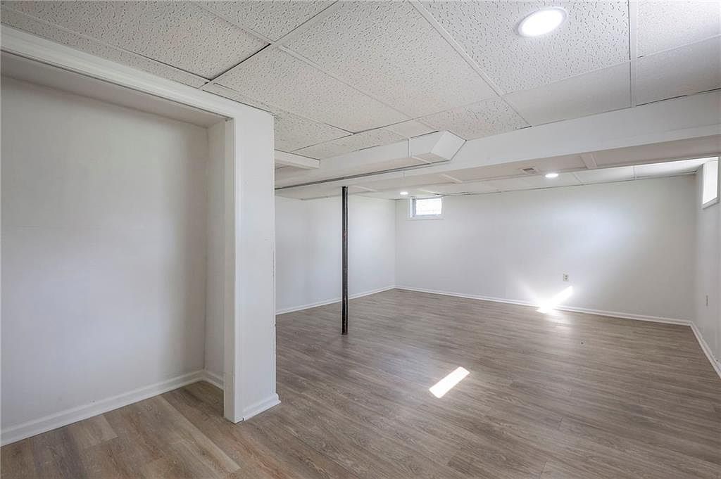 2131 N 115th Street — photo 30