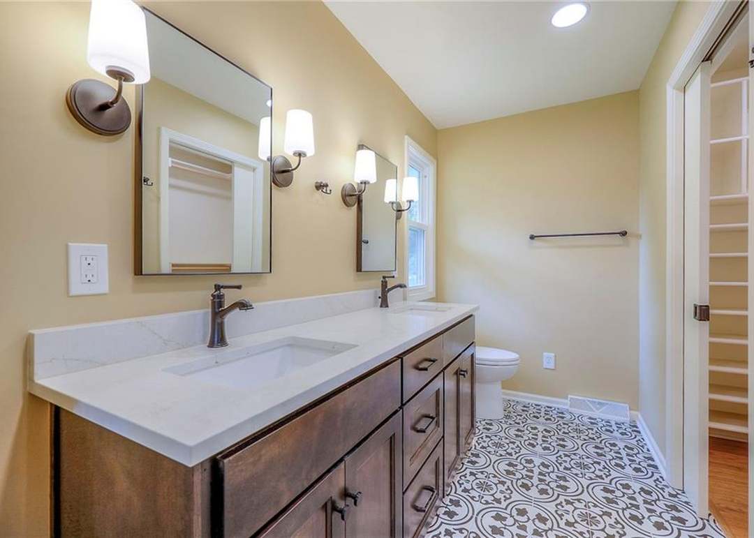 21323 W 71st Street — photo 22