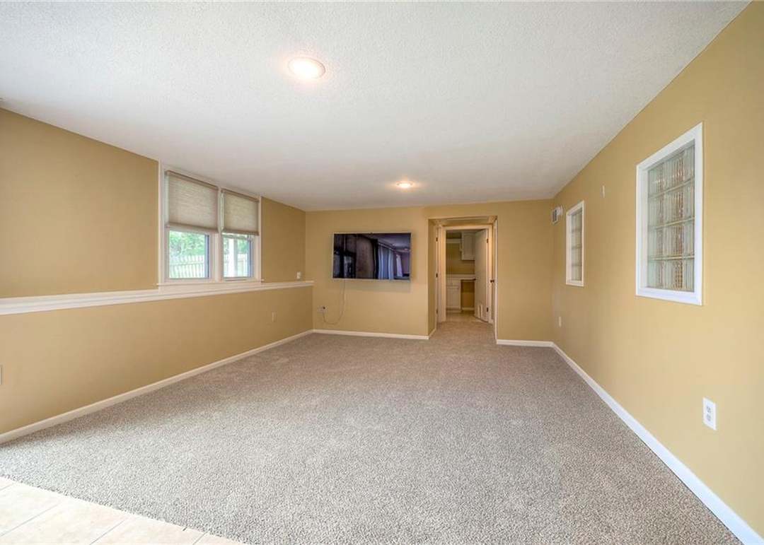 21323 W 71st Street — photo 27