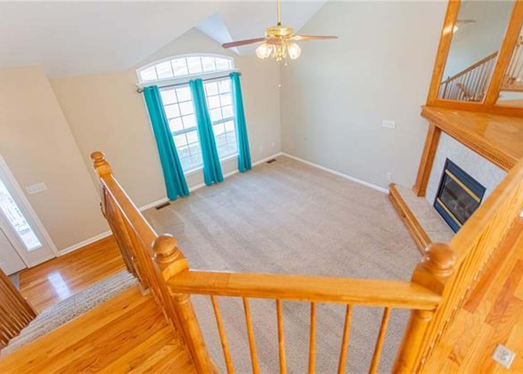 21425 Pin Oak Lane — photo 5