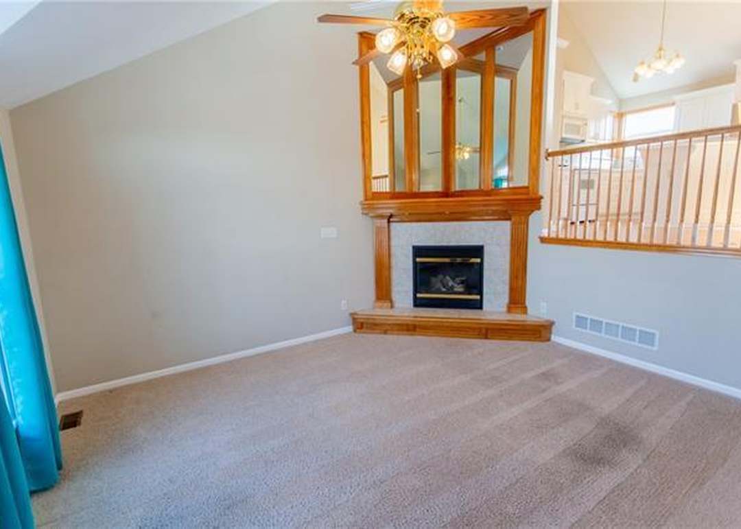 21425 Pin Oak Lane — photo 12