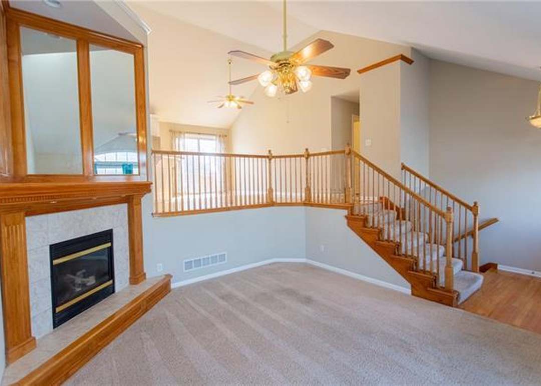 21425 Pin Oak Lane — photo 13