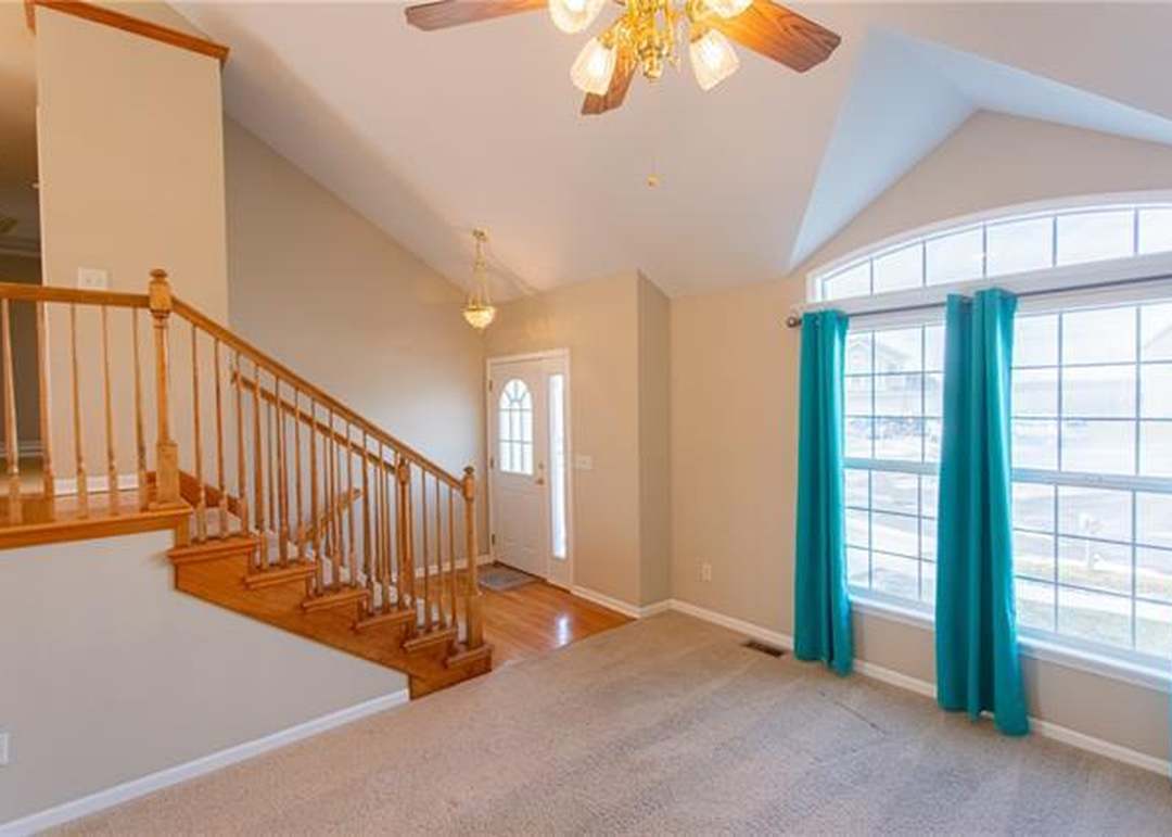 21425 Pin Oak Lane — photo 15