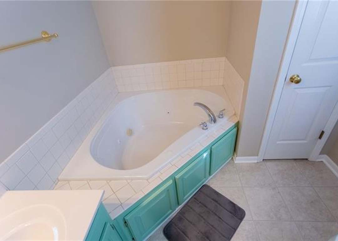 21425 Pin Oak Lane — photo 31