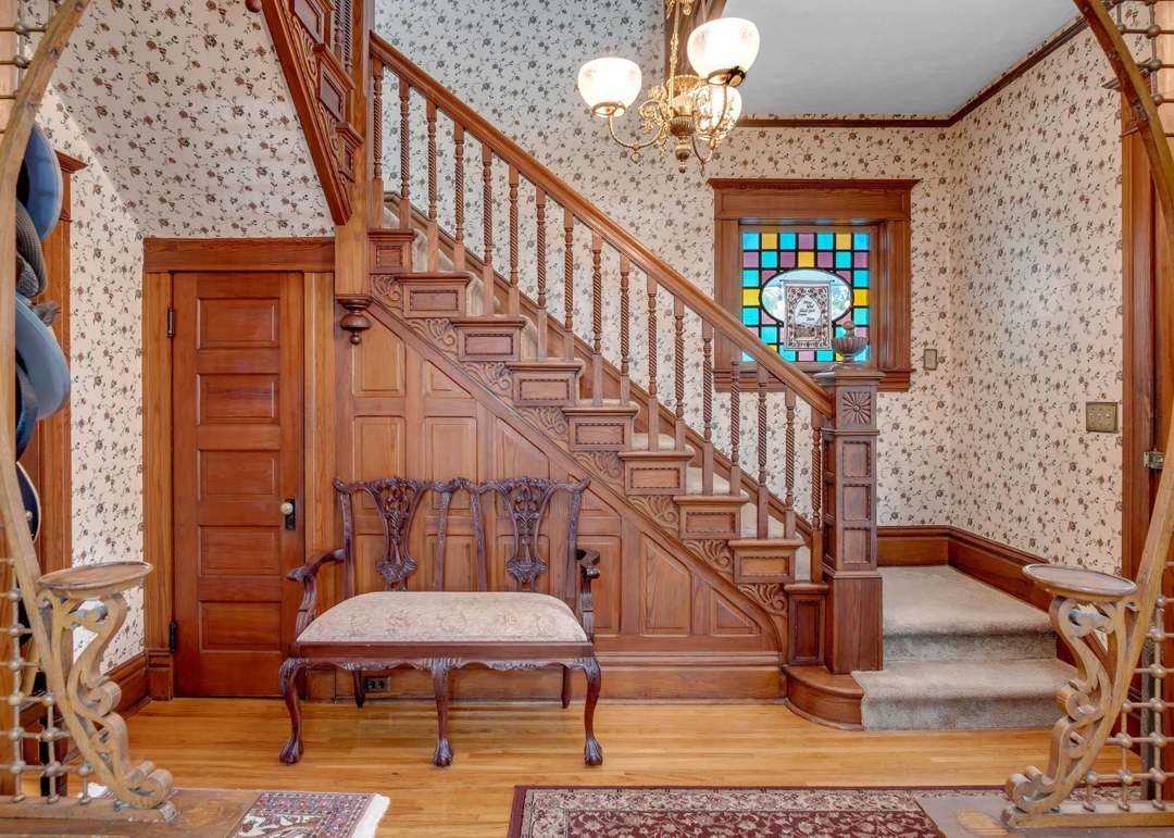215 W Walnut Street — photo 6