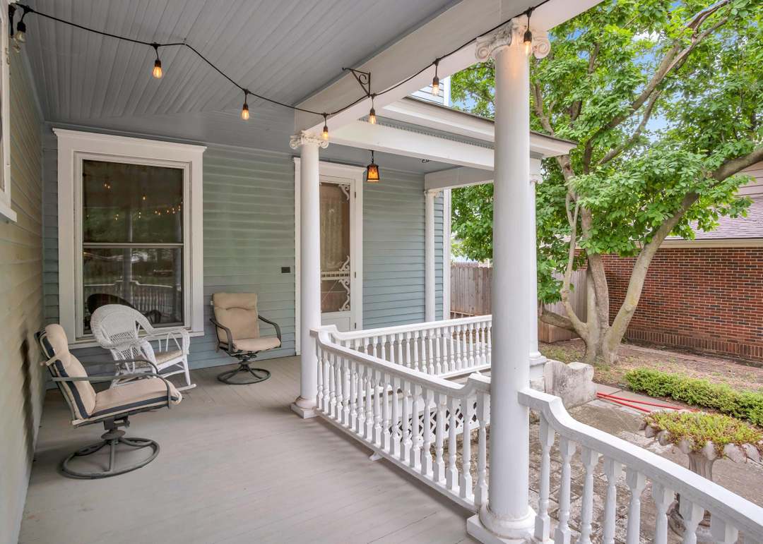 215 W Walnut Street — photo 10