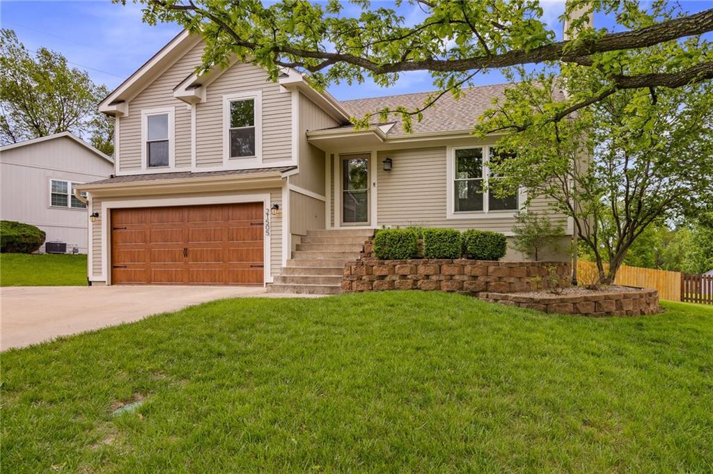 21505 W 50th Street, Shawnee, KS