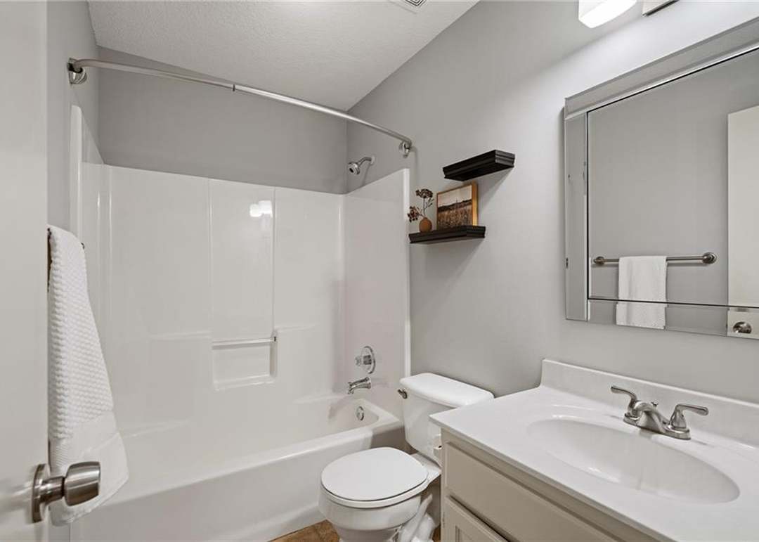 21505 W 50th Street — photo 4