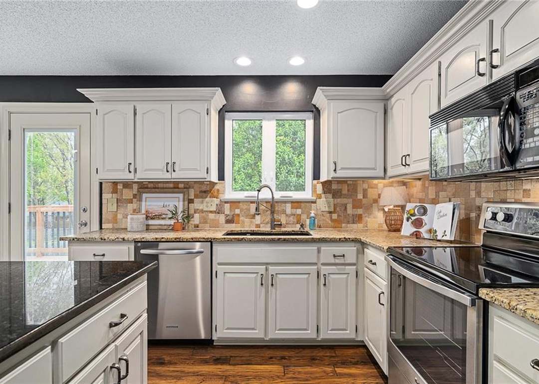 21505 W 50th Street — photo 14