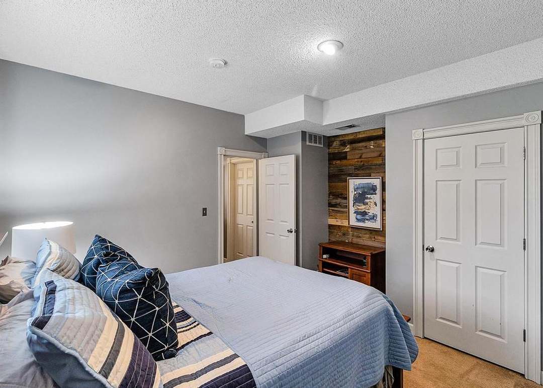 21628 W 53rd Terrace — photo 26
