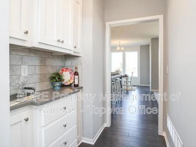 21705 W 46th Terrace — photo 8